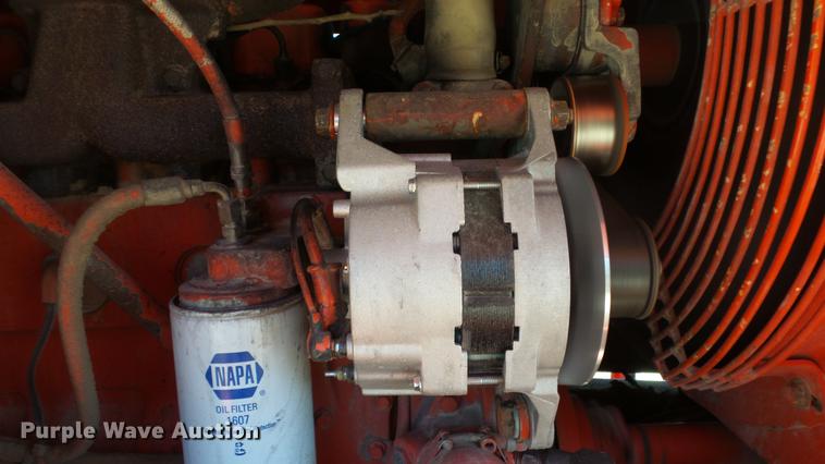 image for item DE7268 Champion 710A motor grader