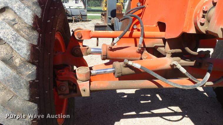 image for item DE7268 Champion 710A motor grader