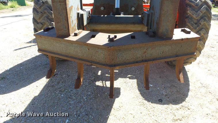 image for item DE7268 Champion 710A motor grader