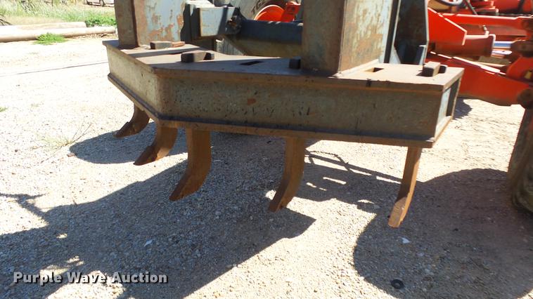 image for item DE7268 Champion 710A motor grader