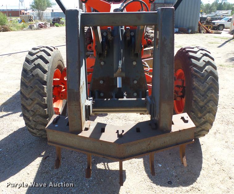 image for item DE7268 Champion 710A motor grader