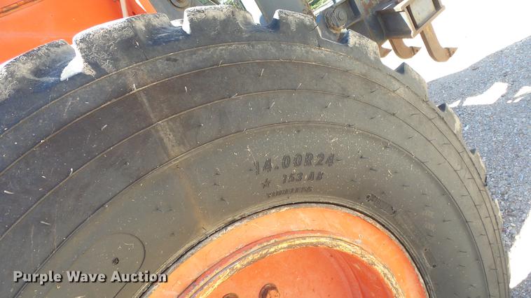 image for item DE7268 Champion 710A motor grader