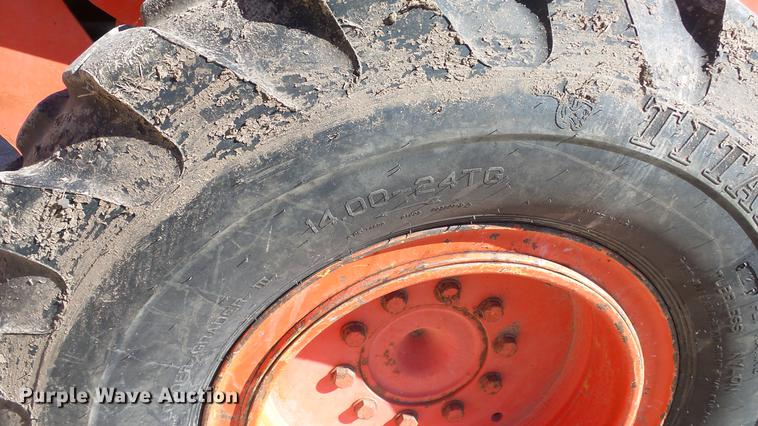 image for item DE7268 Champion 710A motor grader