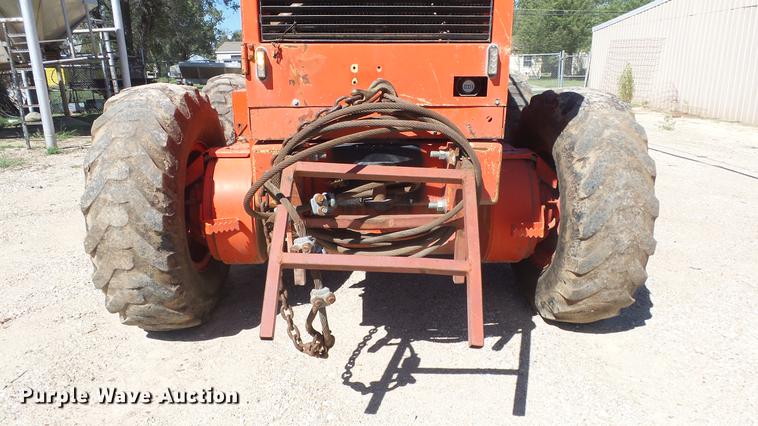 image for item DE7268 Champion 710A motor grader