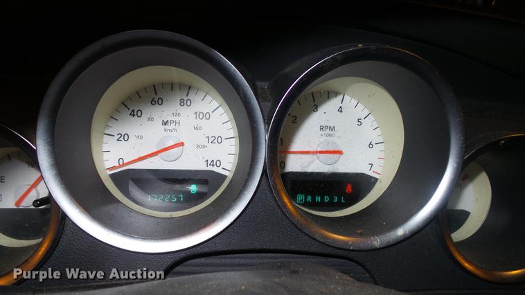 image for item DE7286 2005 Dodge Magnum