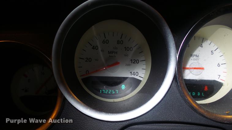 image for item DE7286 2005 Dodge Magnum