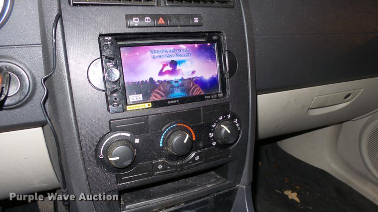 image for item DE7286 2005 Dodge Magnum