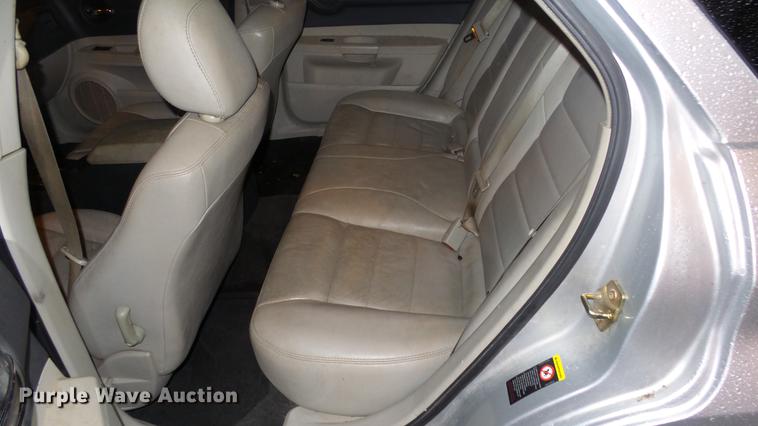 image for item DE7286 2005 Dodge Magnum