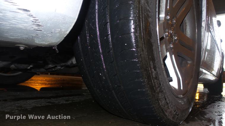 image for item DE7286 2005 Dodge Magnum