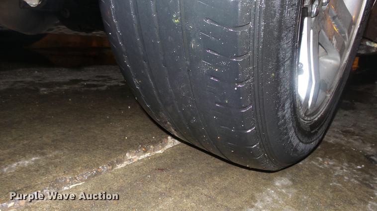 image for item DE7286 2005 Dodge Magnum