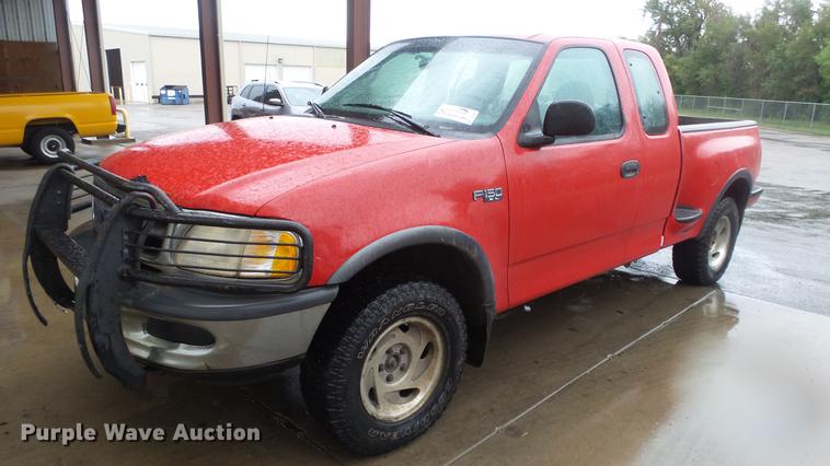 image for item DE7287 1997 Ford F150 SuperCab pickup truck
