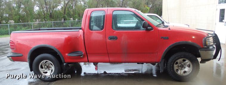 image for item DE7287 1997 Ford F150 SuperCab pickup truck