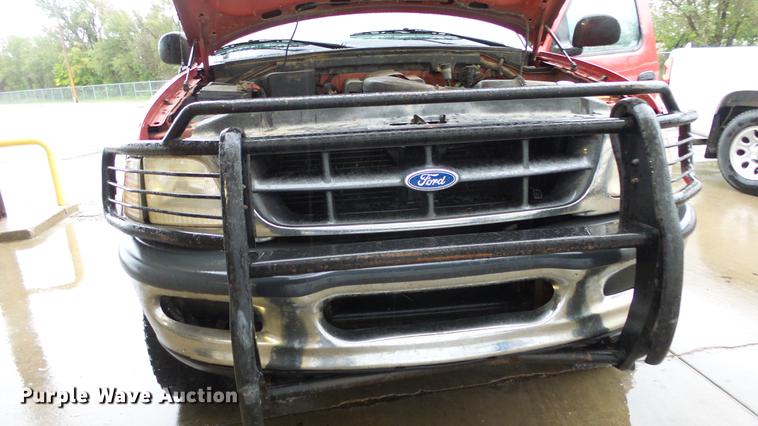 image for item DE7287 1997 Ford F150 SuperCab pickup truck