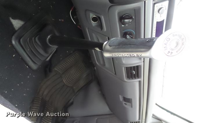 image for item DE7289 1995 Ford F150 pickup truck