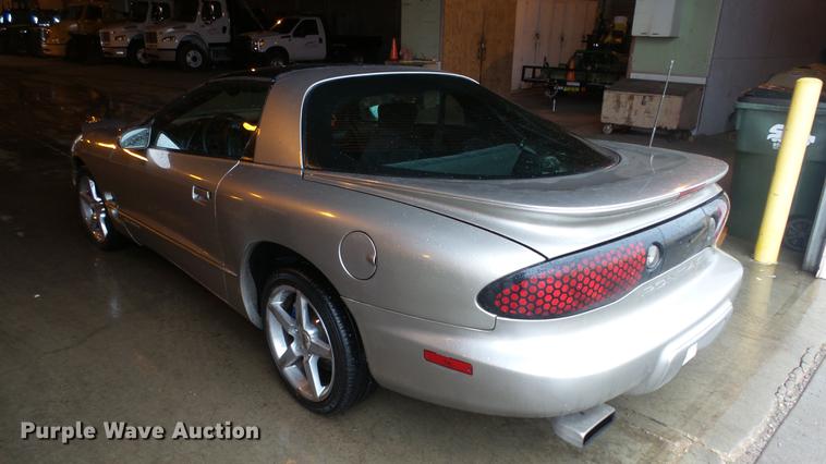 image for item DE7290 2000 Pontiac Firebird