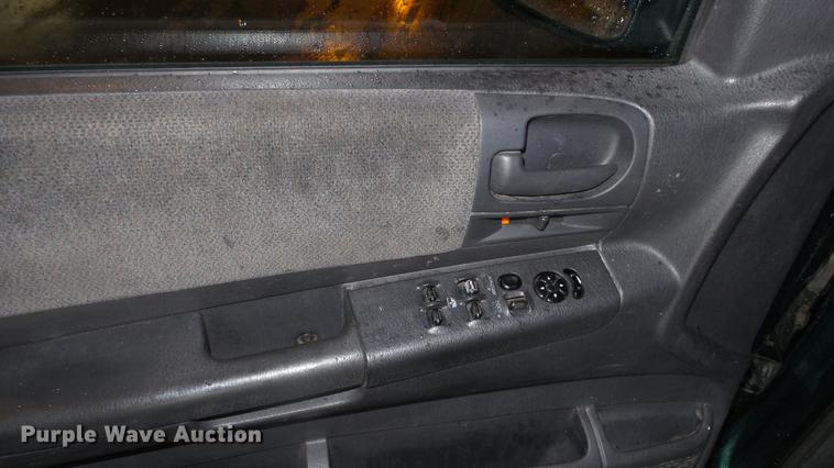 image for item DE7291 2001 Dodge Dakota Quad Cab pickup truck