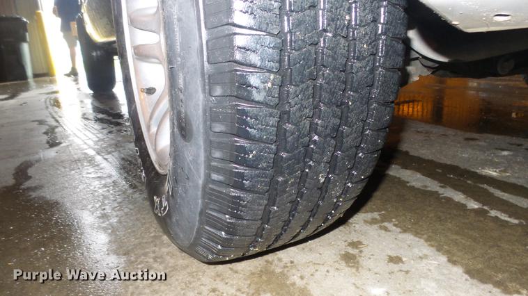 image for item DE7291 2001 Dodge Dakota Quad Cab pickup truck