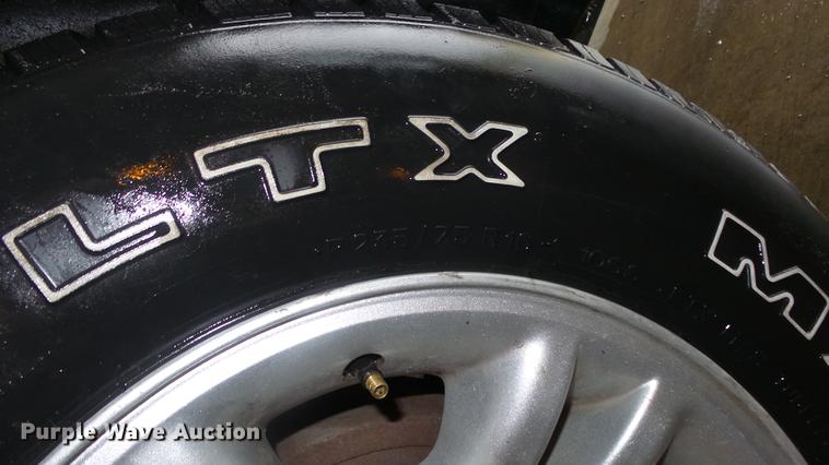 image for item DE7291 2001 Dodge Dakota Quad Cab pickup truck