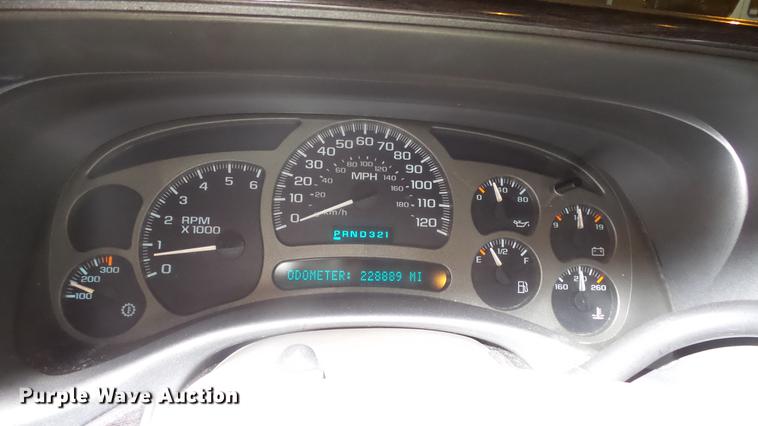 image for item DE7292 2003 GMC Yukon Denali XL SUV