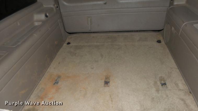 image for item DE7292 2003 GMC Yukon Denali XL SUV