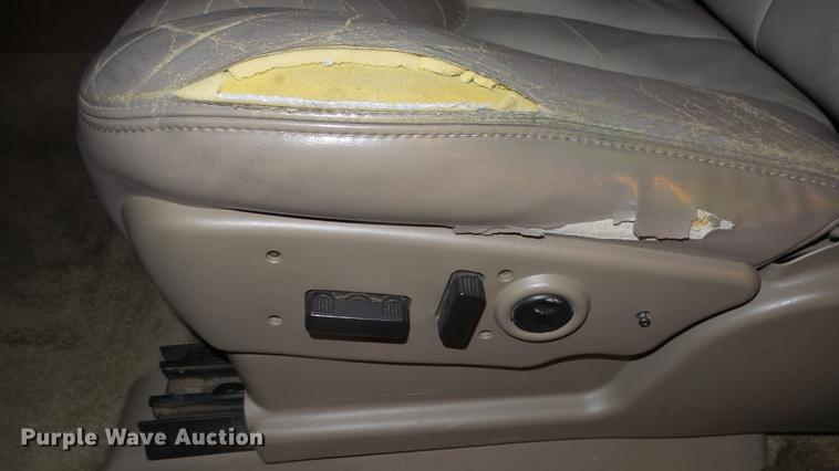 image for item DE7292 2003 GMC Yukon Denali XL SUV