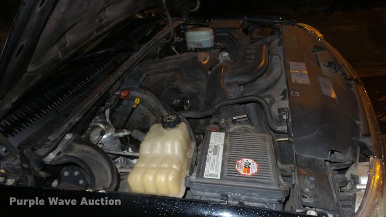 image for item DE7292 2003 GMC Yukon Denali XL SUV