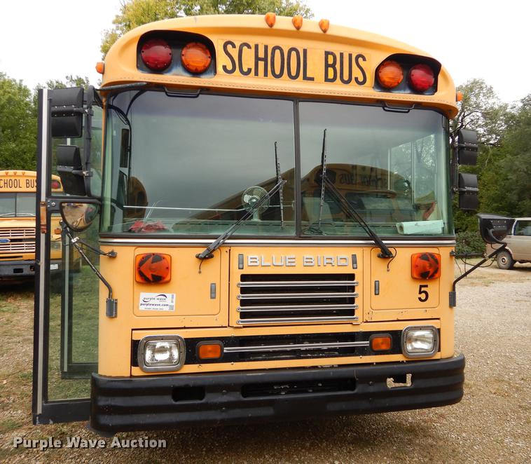 image for item DF1800 1996 Blue Bird TC2000 school bus