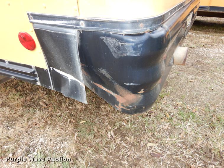 image for item DF1800 1996 Blue Bird TC2000 school bus