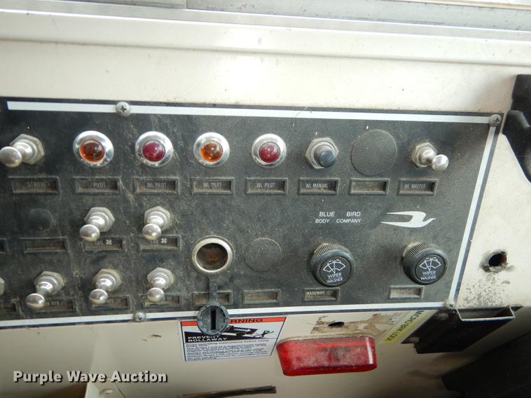 image for item DF1800 1996 Blue Bird TC2000 school bus