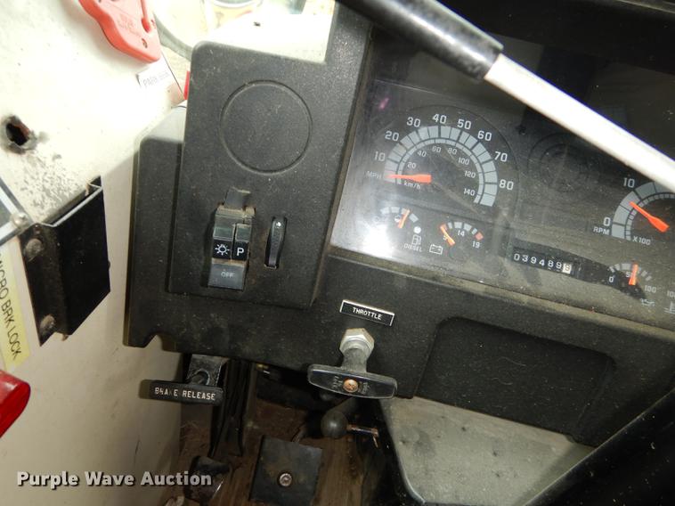 image for item DF1800 1996 Blue Bird TC2000 school bus