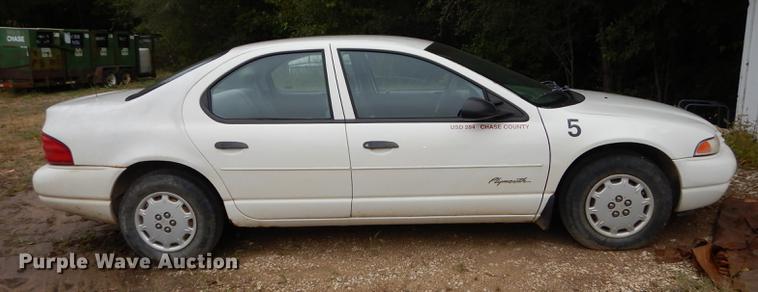 image for item DF1801 1999 Plymouth Breeze