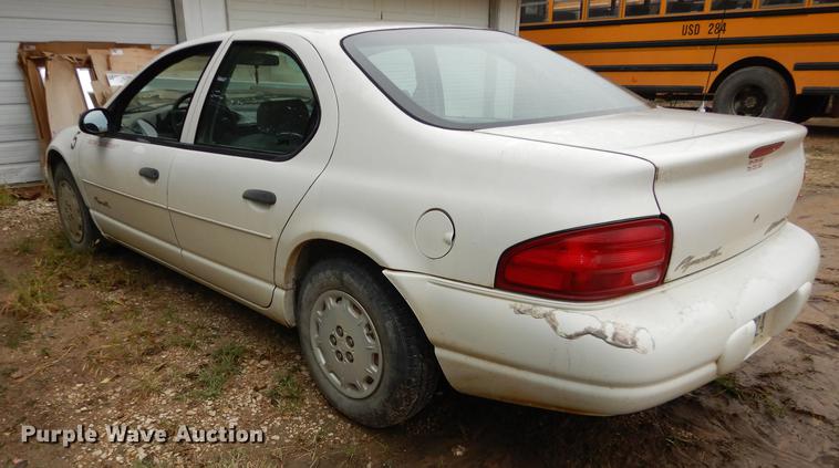 image for item DF1801 1999 Plymouth Breeze