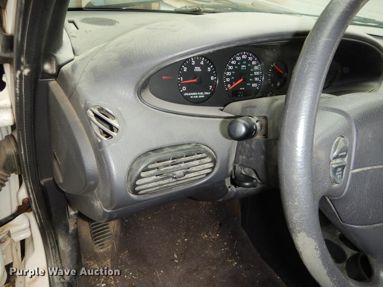 image for item DF1801 1999 Plymouth Breeze