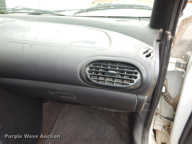 image for item DF1801 1999 Plymouth Breeze