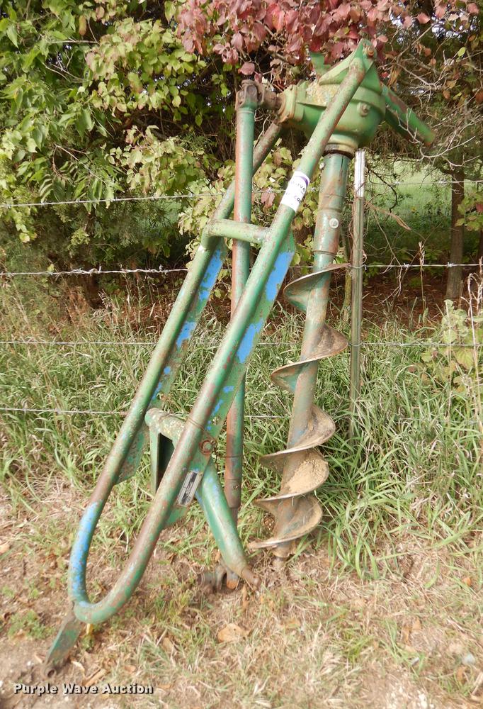 image for item DF1802 Ford 903 Series auger