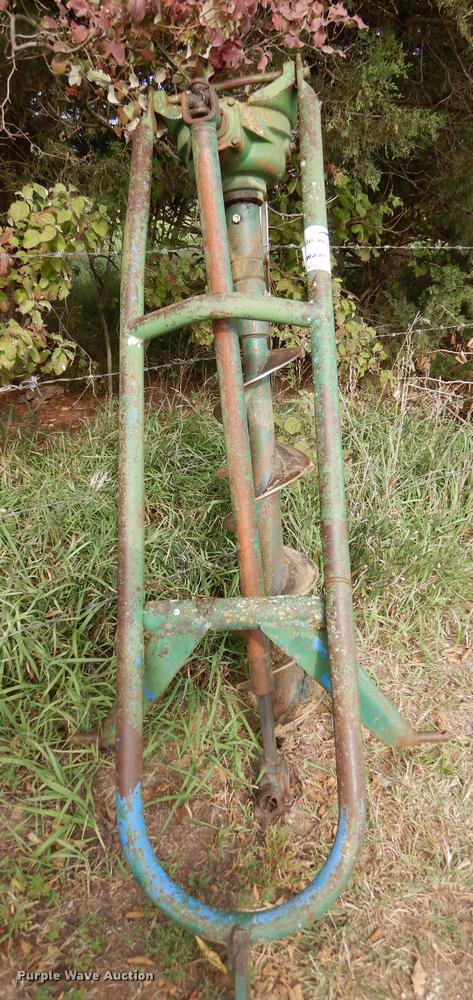 image for item DF1802 Ford 903 Series auger