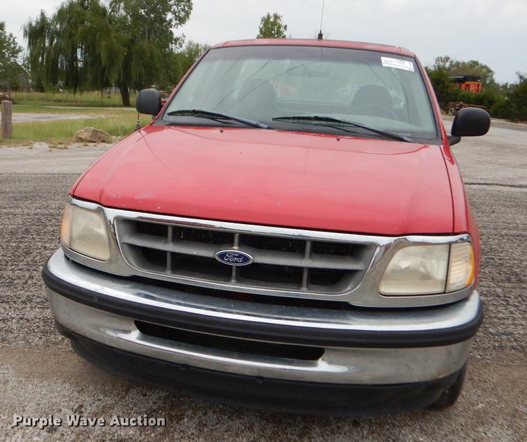 image for item DF1808 1998 Ford F150 XL pickup truck