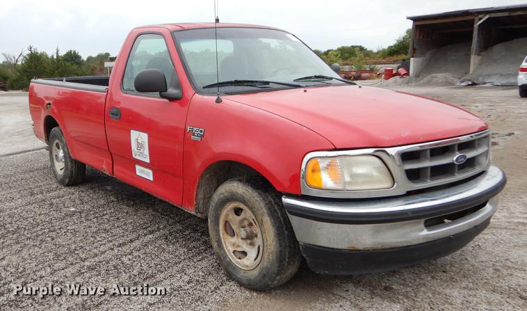 image for item DF1808 1998 Ford F150 XL pickup truck