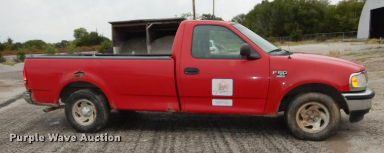 image for item DF1808 1998 Ford F150 XL pickup truck