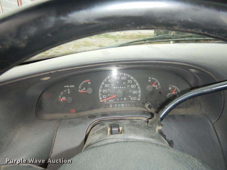 image for item DF1808 1998 Ford F150 XL pickup truck