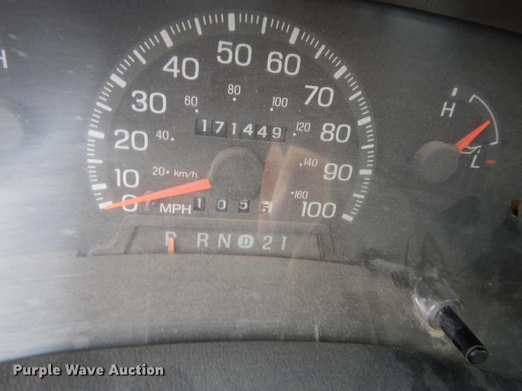 image for item DF1808 1998 Ford F150 XL pickup truck