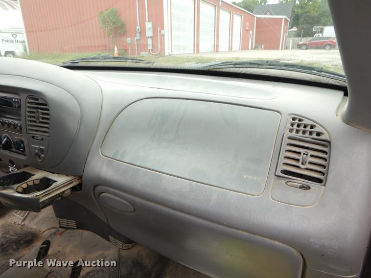 image for item DF1808 1998 Ford F150 XL pickup truck