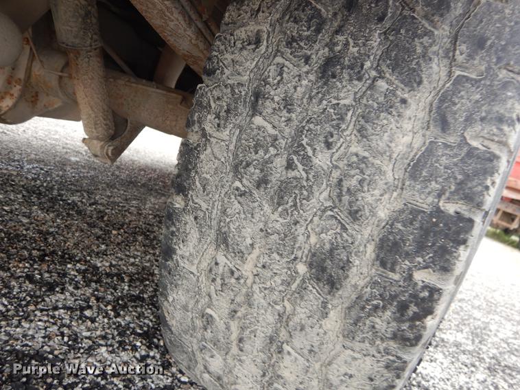 image for item DF1808 1998 Ford F150 XL pickup truck