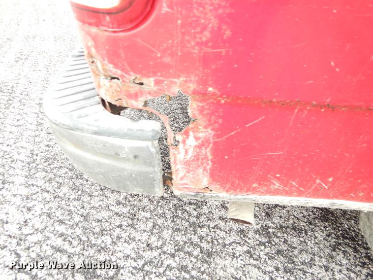 image for item DF1808 1998 Ford F150 XL pickup truck