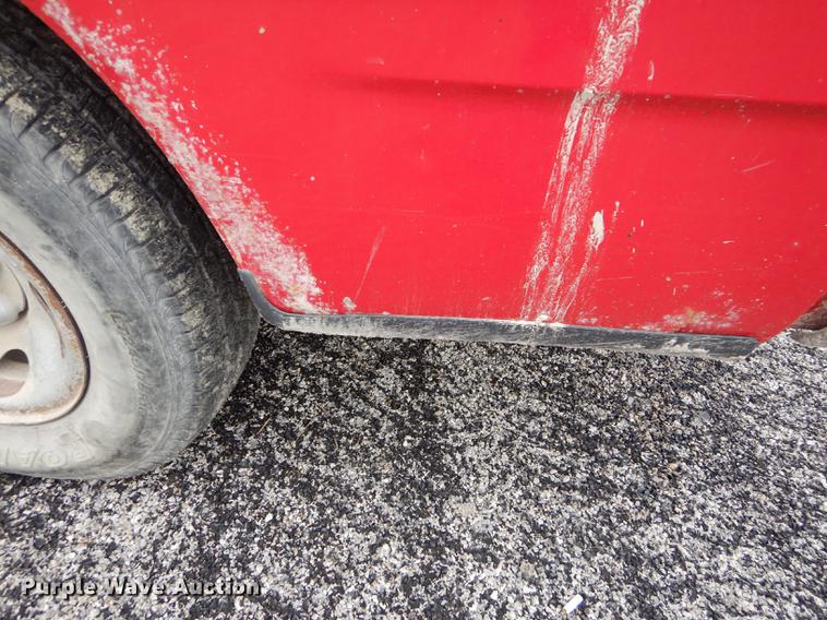 image for item DF1808 1998 Ford F150 XL pickup truck