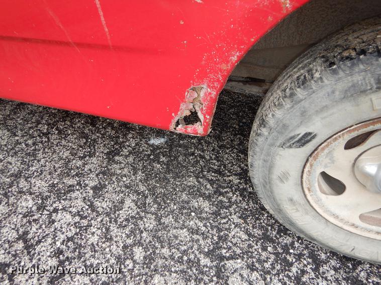 image for item DF1808 1998 Ford F150 XL pickup truck