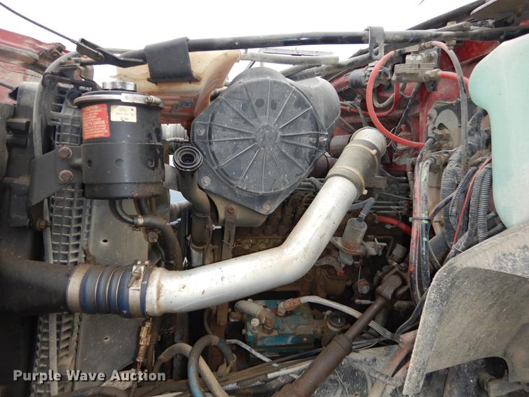 image for item DF1817 1997 Ford F800 dump truck