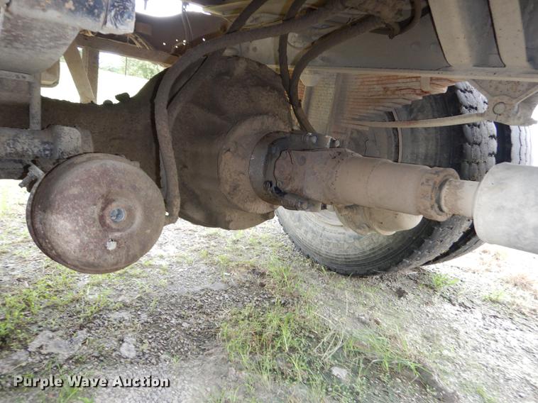 image for item DF1817 1997 Ford F800 dump truck