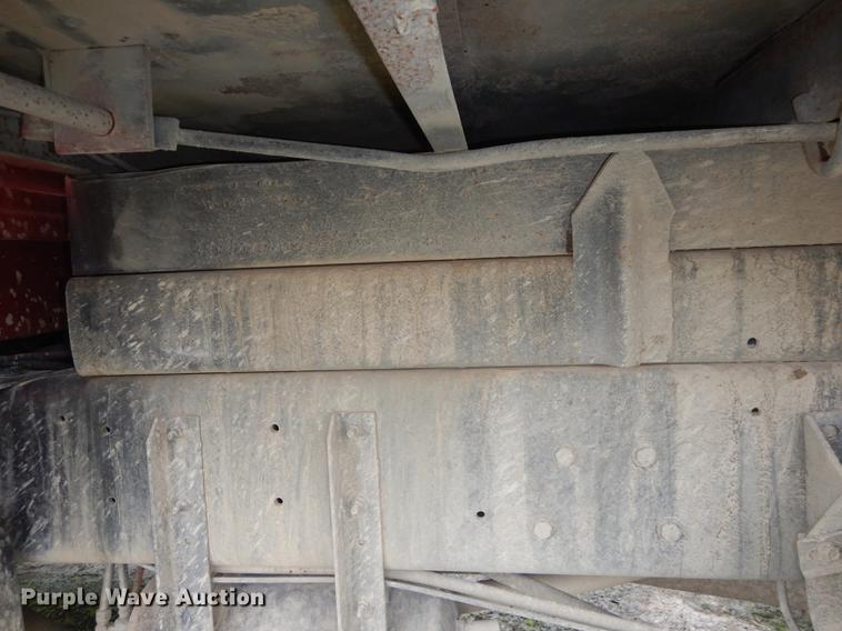 image for item DF1817 1997 Ford F800 dump truck