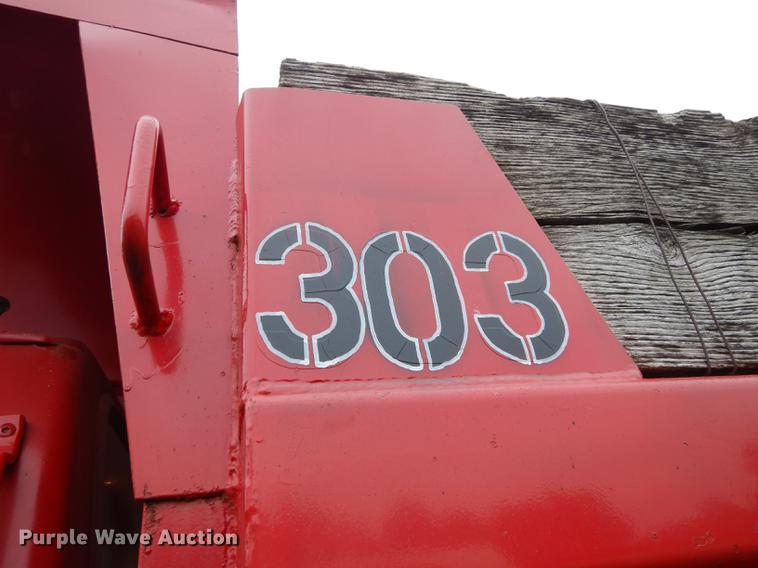 image for item DF1817 1997 Ford F800 dump truck